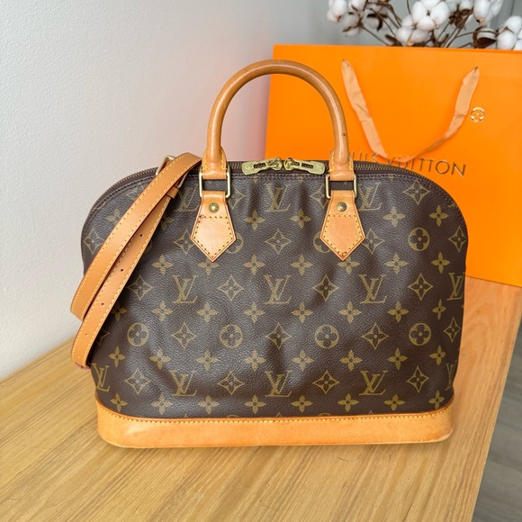 ✅AUTHENTIC✅LOUIS VUITTON ALMA PM - Picture 1 of 15